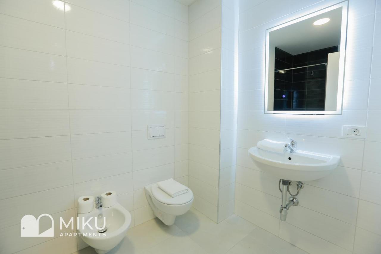 Miku Apartment - Vibrant 1Bd Apartment At Olympic Residence Tirana Extérieur photo